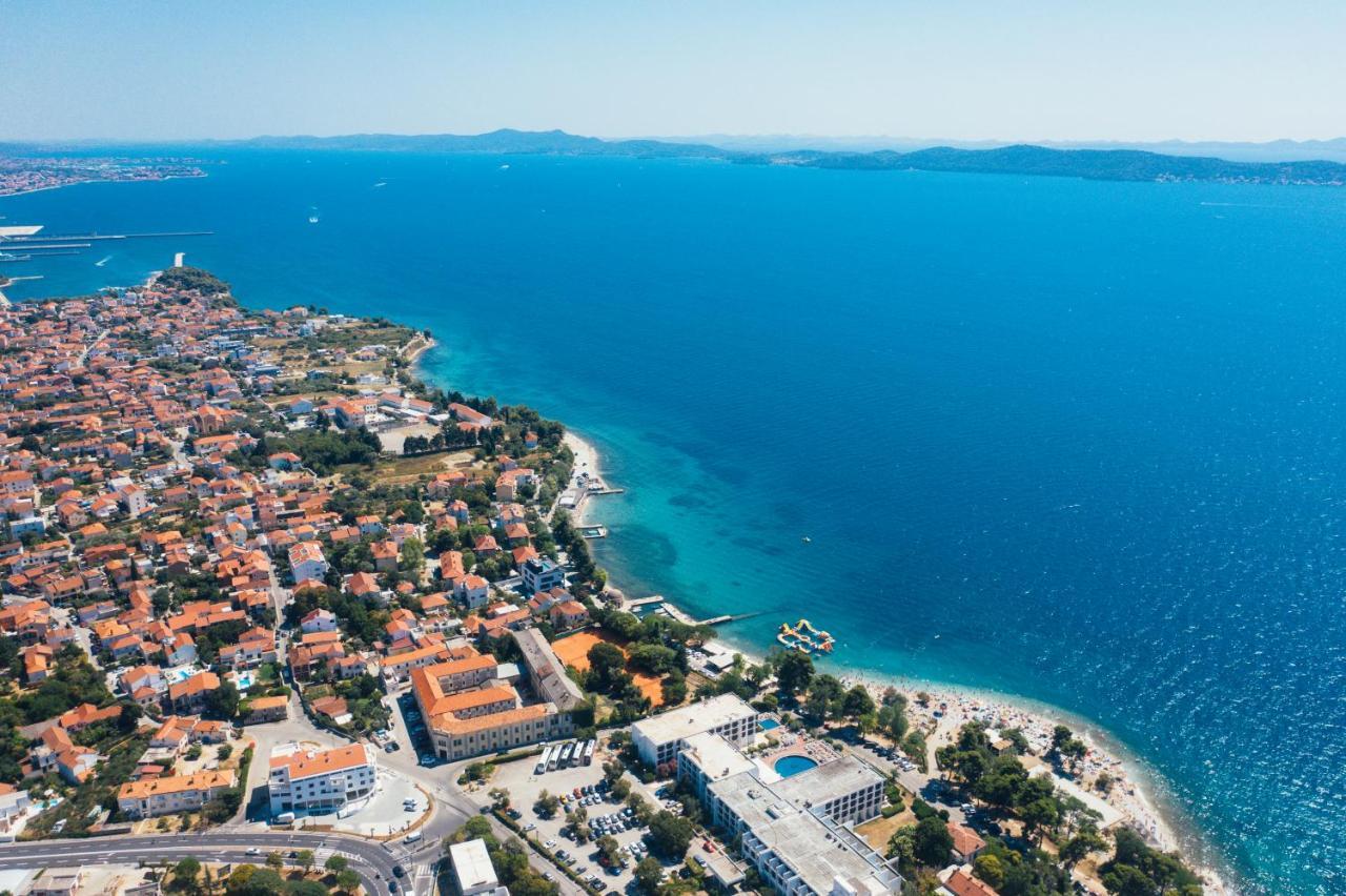 Apartment Rixos Zadar Private Parking Garage Bagian luar foto
